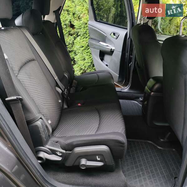 Внедорожник / Кроссовер Dodge Journey 2015 в Львове