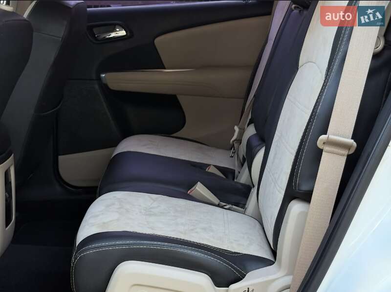 Внедорожник / Кроссовер Dodge Journey 2015 в Белгороде-Днестровском