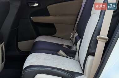 Внедорожник / Кроссовер Dodge Journey 2015 в 