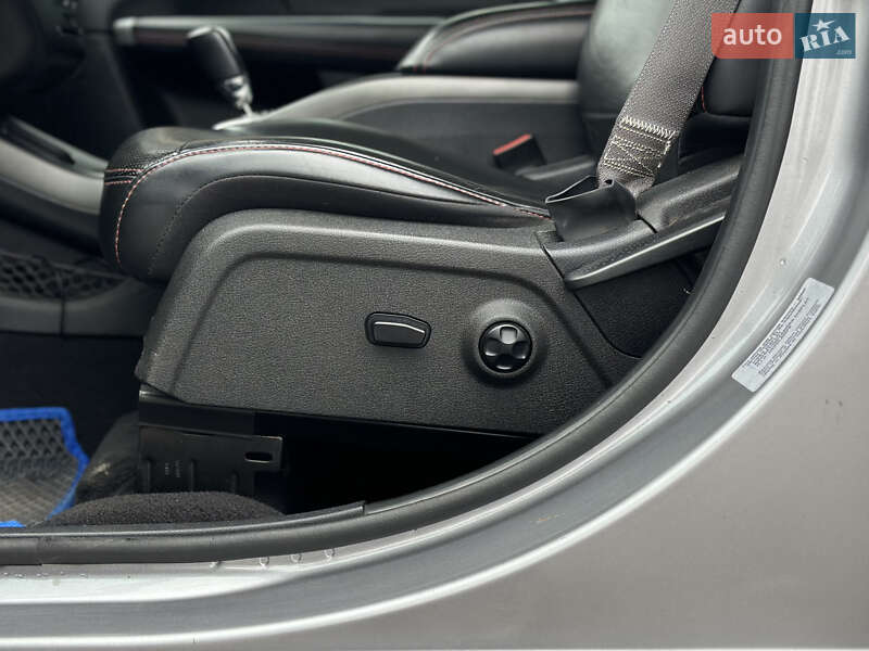 Внедорожник / Кроссовер Dodge Journey 2017 в Шептицькому
