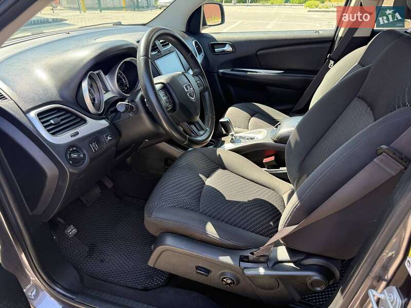 Внедорожник / Кроссовер Dodge Journey 2017 в Киеве
