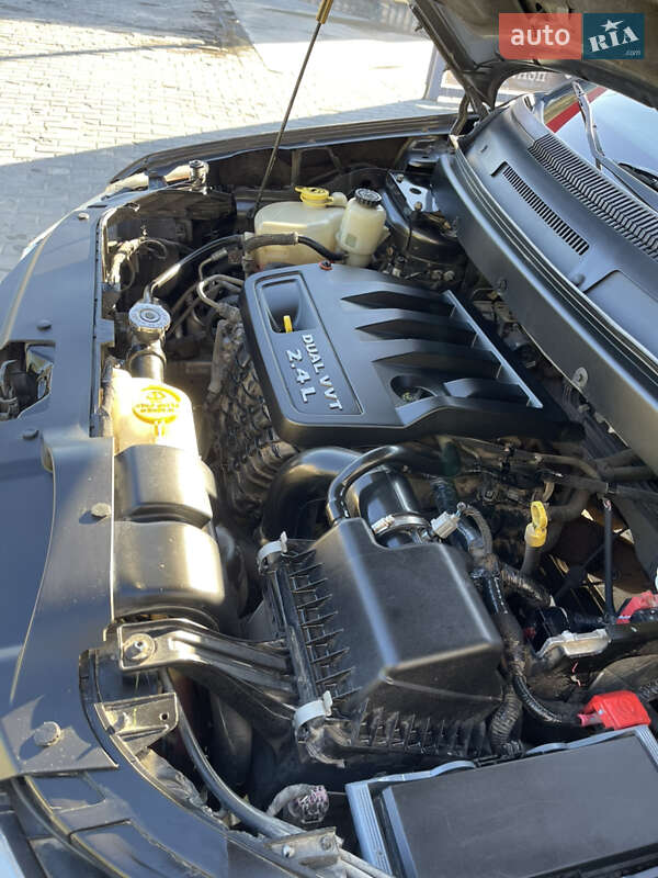 Внедорожник / Кроссовер Dodge Journey 2013 в Ровно
