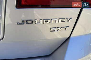 Внедорожник / Кроссовер Dodge Journey 2010 в 
