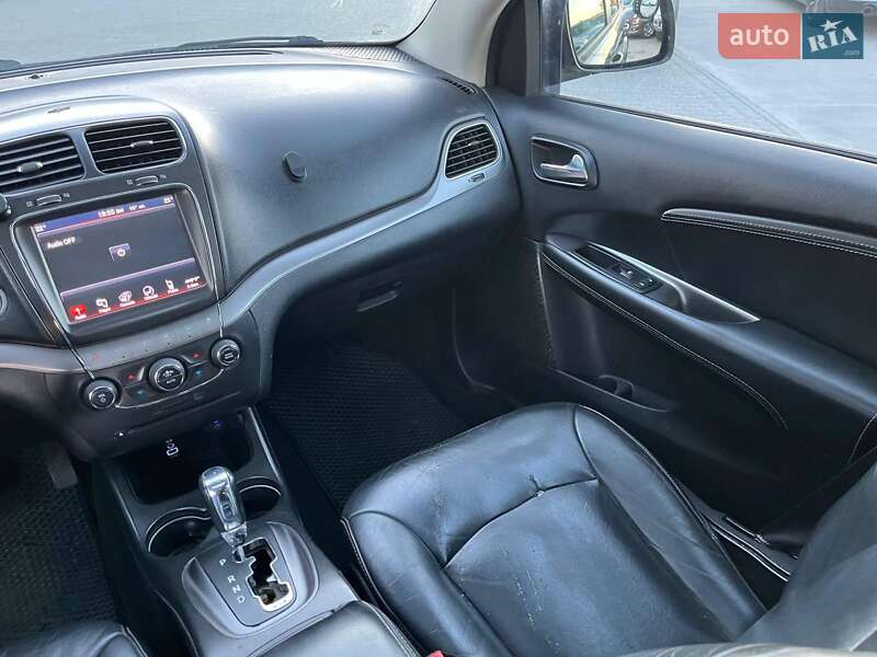 Внедорожник / Кроссовер Dodge Journey 2016 в Львове