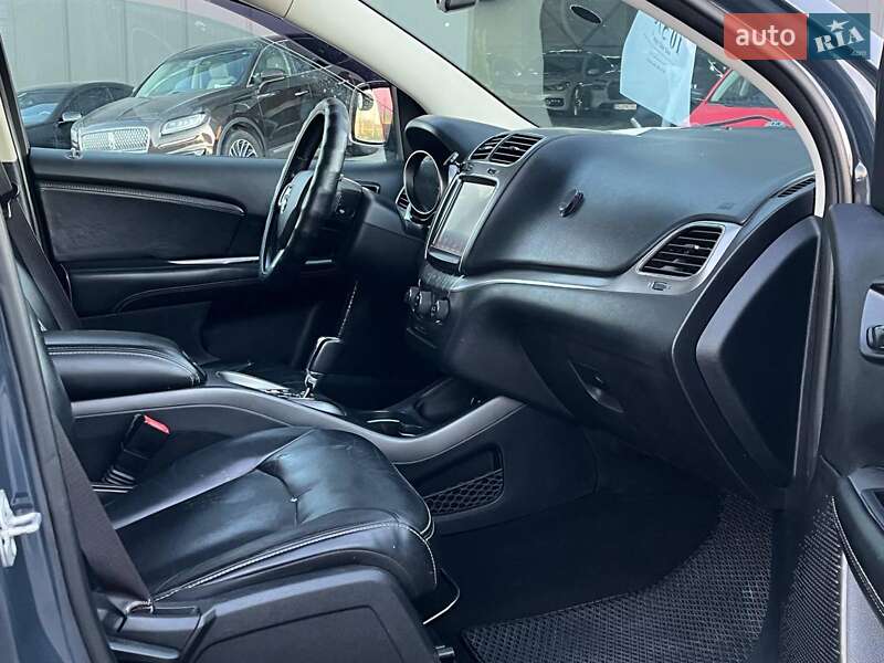 Внедорожник / Кроссовер Dodge Journey 2016 в Львове