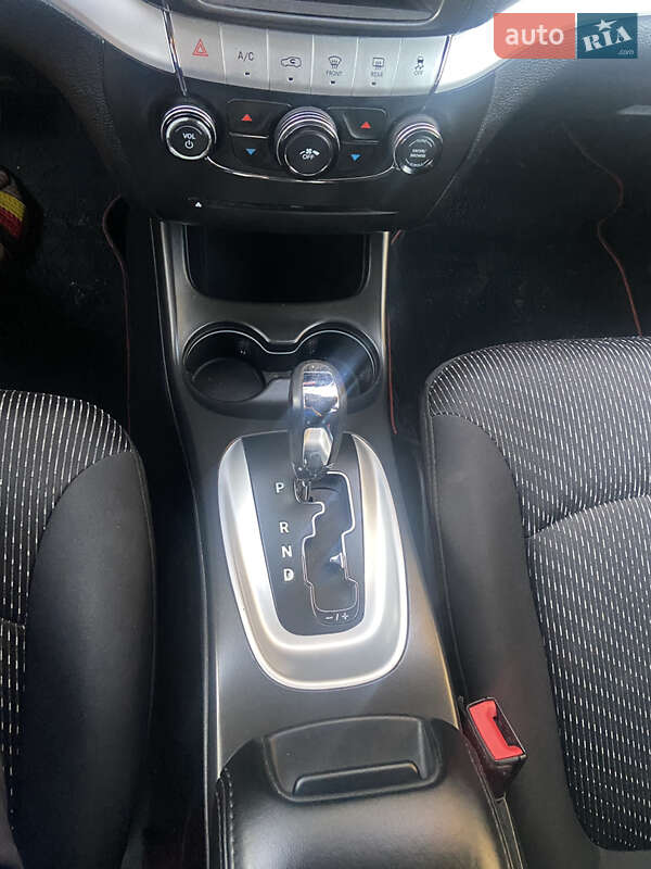 Внедорожник / Кроссовер Dodge Journey 2014 в Владимире