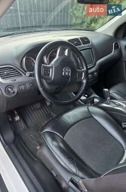 Внедорожник / Кроссовер Dodge Journey 2018 в 