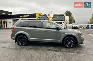 Внедорожник / Кроссовер Dodge Journey 2020 в 