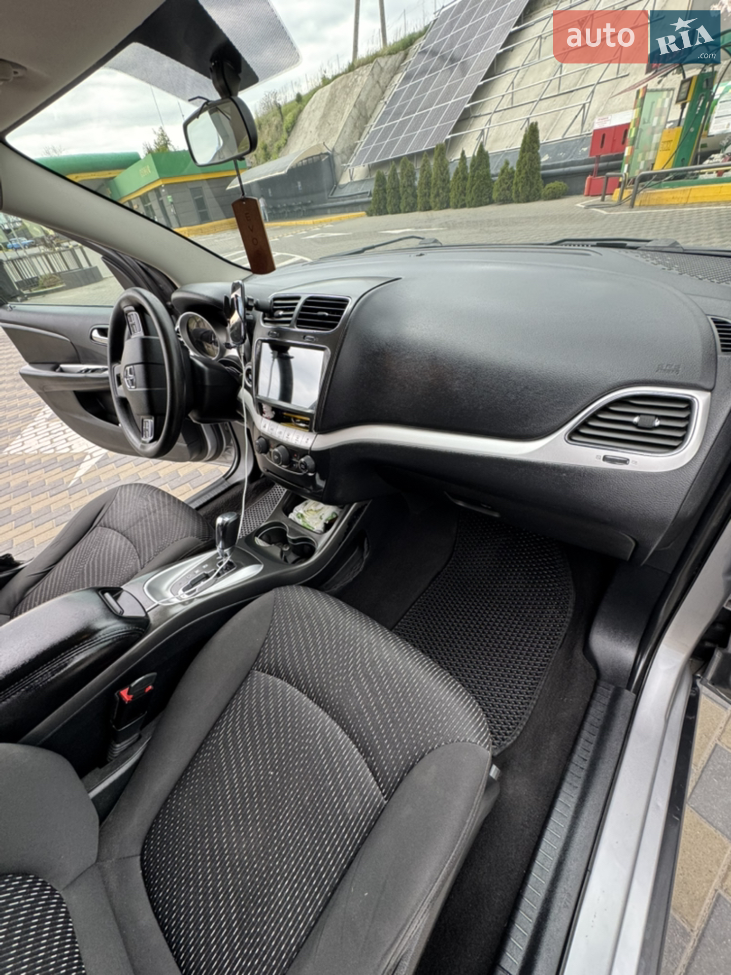 2017 Dodge Journey - мініатюра 4