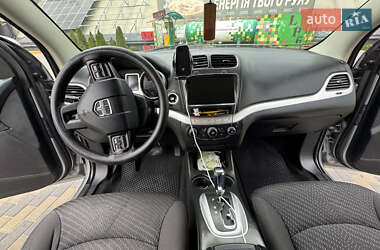 Позашляховик / Кросовер Dodge Journey 2017 в Городищеві