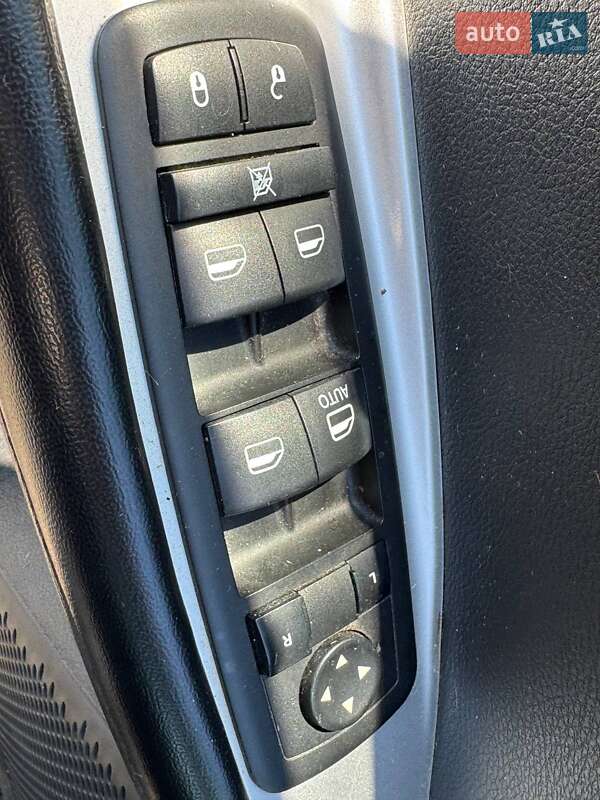 Позашляховик / Кросовер Dodge Journey 2016 в Києві