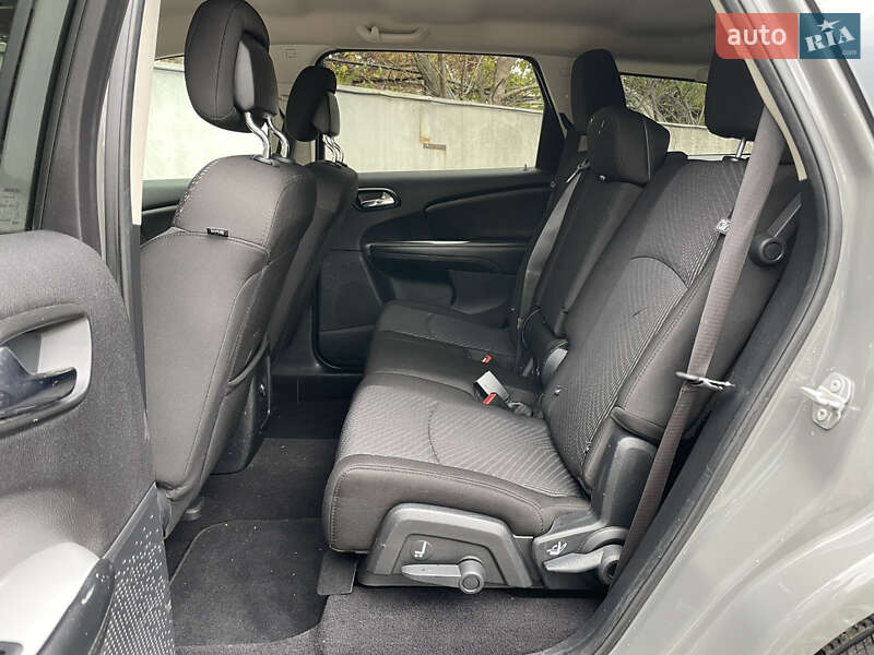 Внедорожник / Кроссовер Dodge Journey 2020 в Киеве фото 13 Внедорожник / Кроссовер Dodge Journey 2020 в Киеве