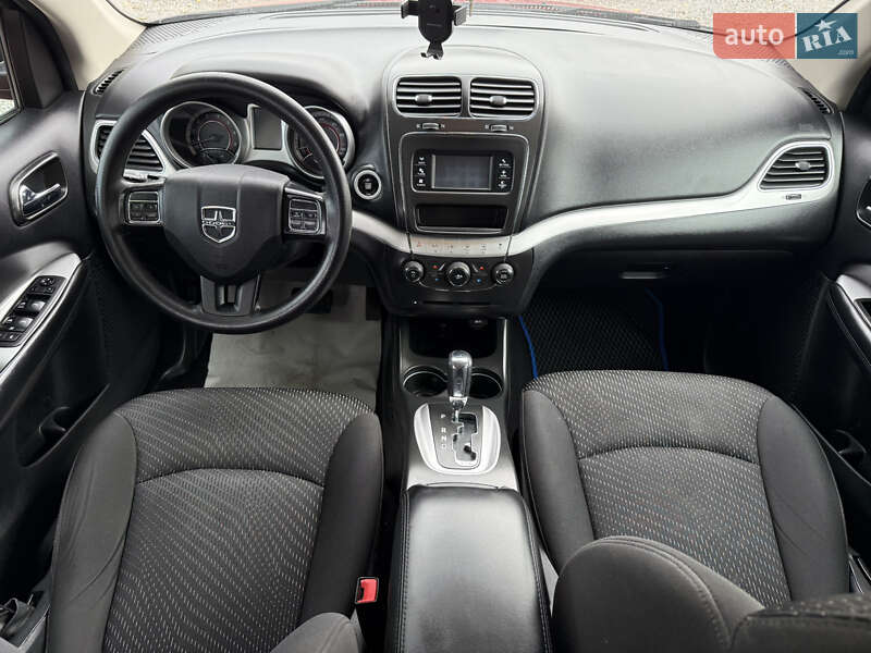 Позашляховик / Кросовер Dodge Journey 2018 в Стрию