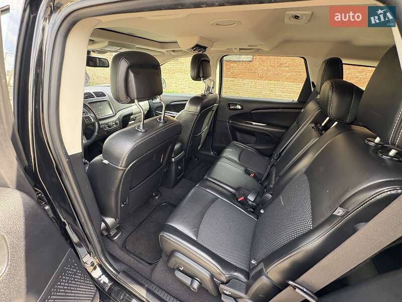 Позашляховик / Кросовер Dodge Journey 2020 в Києві фото 13 Позашляховик / Кросовер Dodge Journey 2020 в Києві