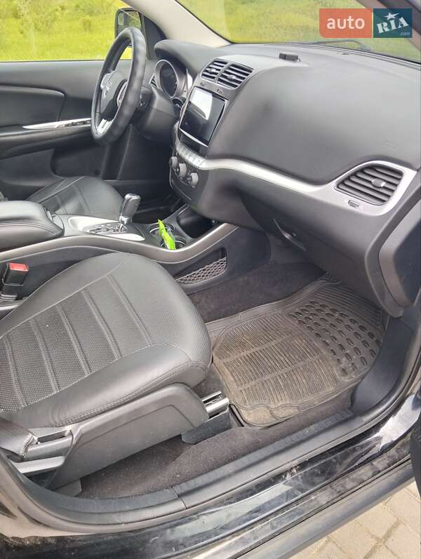 Позашляховик / Кросовер Dodge Journey 2016 в Львові фото 3 Позашляховик / Кросовер Dodge Journey 2016 в Львові