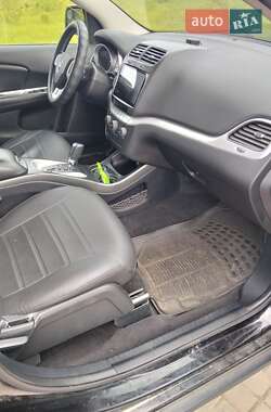 Внедорожник / Кроссовер Dodge Journey 2016 в 