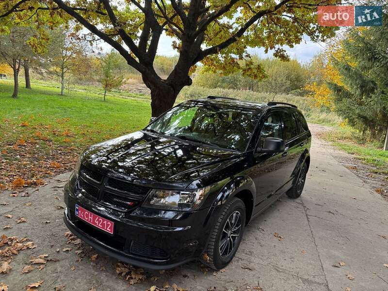 Внедорожник / Кроссовер Dodge Journey 2017 в Львове