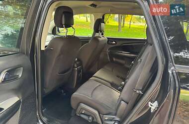 Внедорожник / Кроссовер Dodge Journey 2017 в 