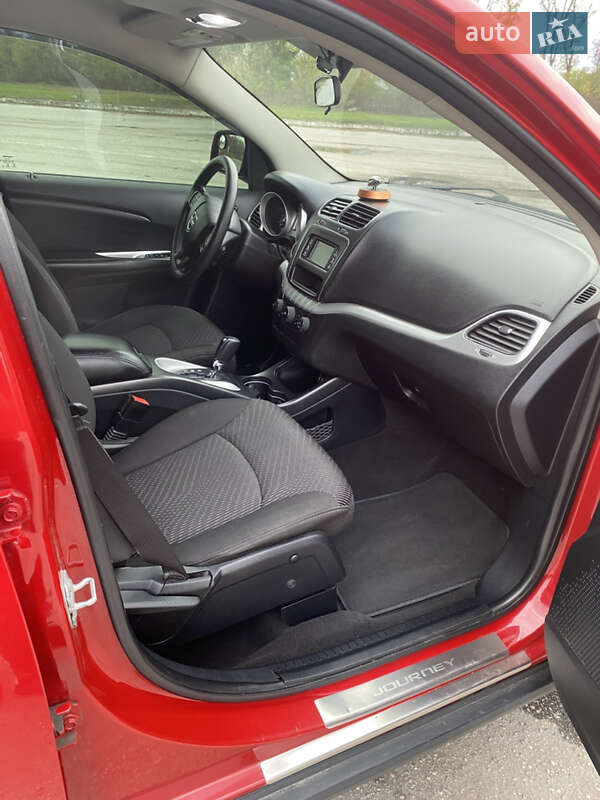 Внедорожник / Кроссовер Dodge Journey 2014 в Козельце фото 8 Внедорожник / Кроссовер Dodge Journey 2014 в Козельце
