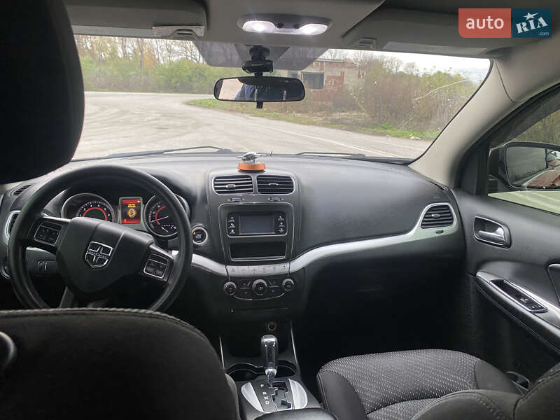 Внедорожник / Кроссовер Dodge Journey 2014 в Козельце фото 14 Внедорожник / Кроссовер Dodge Journey 2014 в Козельце