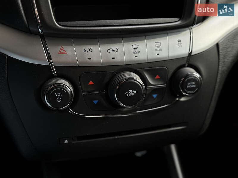 Позашляховик / Кросовер Dodge Journey 2018 в Києві фото 13 Позашляховик / Кросовер Dodge Journey 2018 в Києві
