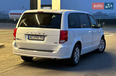 Позашляховик / Кросовер Dodge Journey 2017 в  фото 3 Позашляховик / Кросовер Dodge Journey 2017 в
