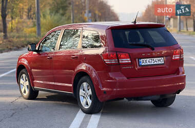 Позашляховик / Кросовер Dodge Journey 2012 в  фото 2 Позашляховик / Кросовер Dodge Journey 2012 в