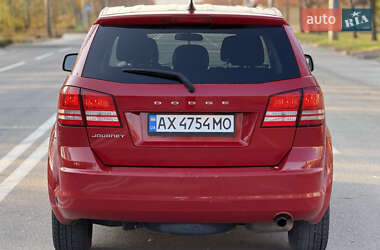 Позашляховик / Кросовер Dodge Journey 2012 в  фото 8 Позашляховик / Кросовер Dodge Journey 2012 в