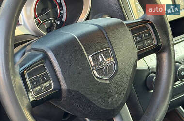 Позашляховик / Кросовер Dodge Journey 2012 в  фото 15 Позашляховик / Кросовер Dodge Journey 2012 в