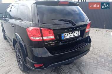 Позашляховик / Кросовер Dodge Journey 2015 в  фото 25 Позашляховик / Кросовер Dodge Journey 2015 в
