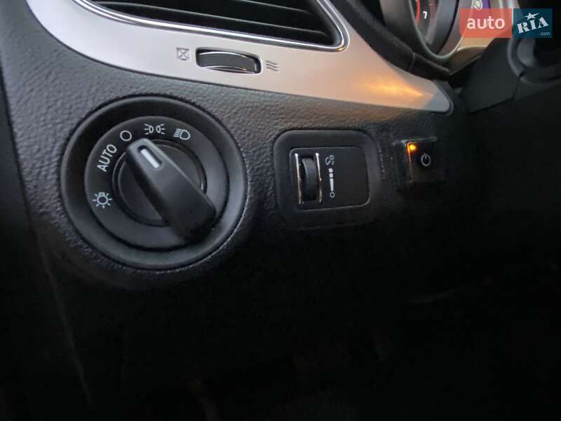 Внедорожник / Кроссовер Dodge Journey 2018 в Киеве