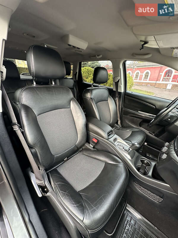 Внедорожник / Кроссовер Dodge Journey 2016 в Днепре фото 23 Внедорожник / Кроссовер Dodge Journey 2016 в Днепре