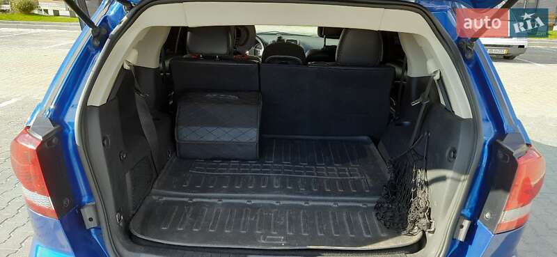 Позашляховик / Кросовер Dodge Journey 2014 в Ірпені