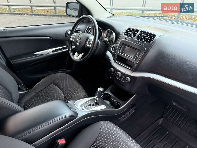Позашляховик / Кросовер Dodge Journey 2017 в Броварах фото 19 Позашляховик / Кросовер Dodge Journey 2017 в Броварах