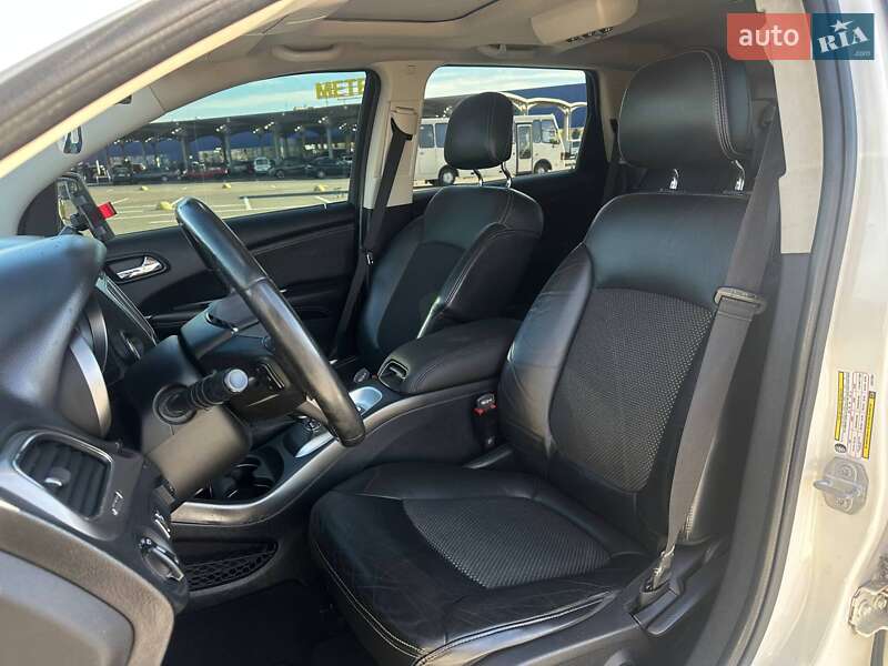 Позашляховик / Кросовер Dodge Journey 2017 в Одесі фото 14 Позашляховик / Кросовер Dodge Journey 2017 в Одесі