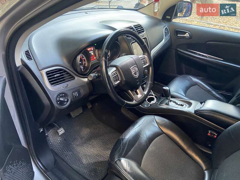 Позашляховик / Кросовер Dodge Journey 2015 в Чернівцях фото 38 Позашляховик / Кросовер Dodge Journey 2015 в Чернівцях