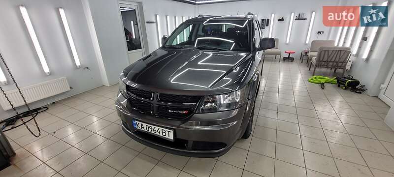 Позашляховик / Кросовер Dodge Journey 2017 в Києві