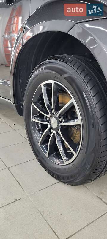 Позашляховик / Кросовер Dodge Journey 2017 в Києві