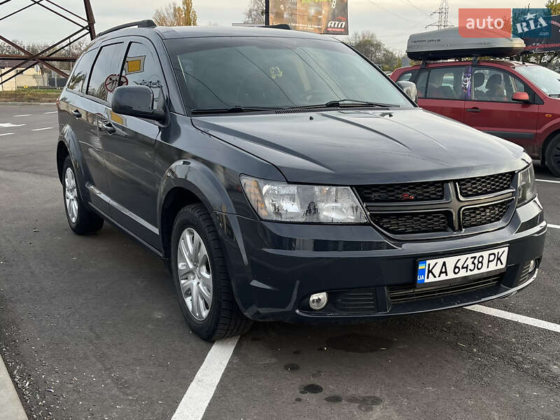 Внедорожник / Кроссовер Dodge Journey 2017 в Вишневом