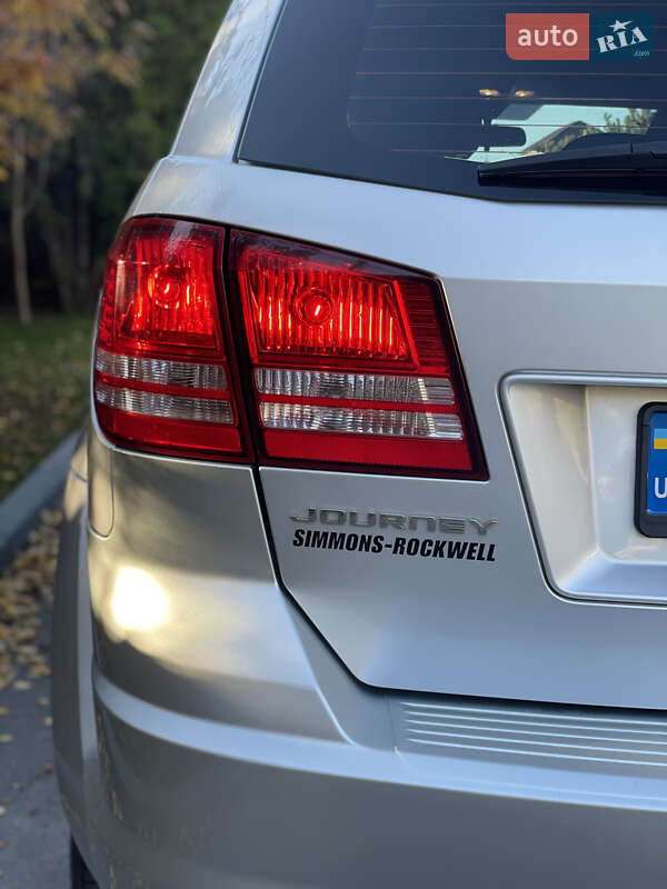 Внедорожник / Кроссовер Dodge Journey 2011 в Запорожье фото 14 Внедорожник / Кроссовер Dodge Journey 2011 в Запорожье