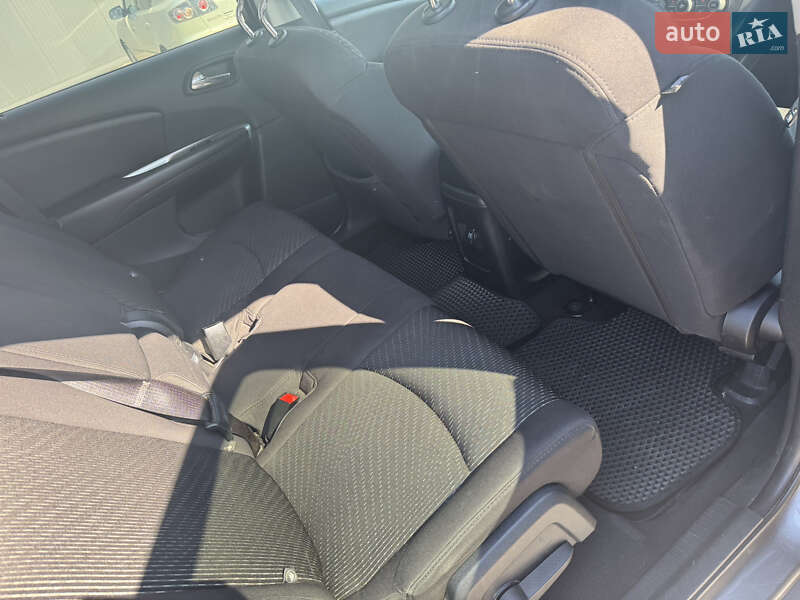Внедорожник / Кроссовер Dodge Journey 2012 в Киеве фото 15 Внедорожник / Кроссовер Dodge Journey 2012 в Киеве