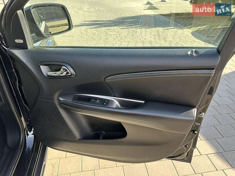 Позашляховик / Кросовер Dodge Journey 2017 в Хмельницькому