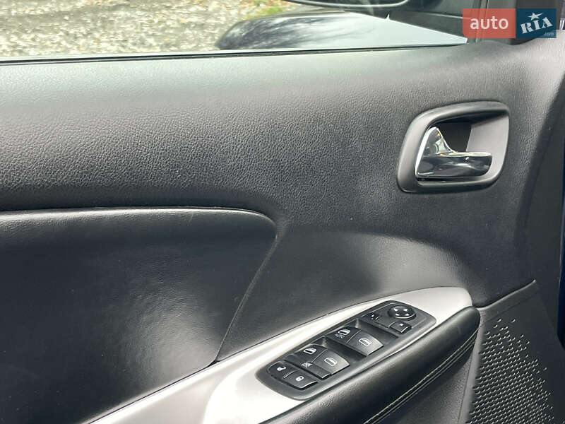 Внедорожник / Кроссовер Dodge Journey 2018 в Киеве фото 22 Внедорожник / Кроссовер Dodge Journey 2018 в Киеве