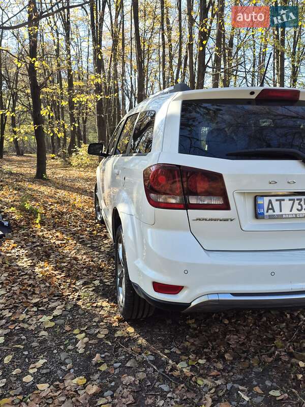 Внедорожник / Кроссовер Dodge Journey 2016 в Ивано-Франковске