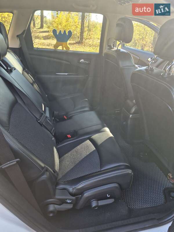 Внедорожник / Кроссовер Dodge Journey 2016 в Ивано-Франковске