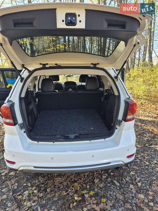 Внедорожник / Кроссовер Dodge Journey 2016 в Ивано-Франковске