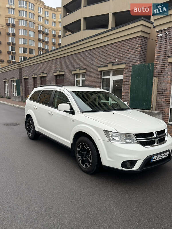 Позашляховик / Кросовер Dodge Journey 2016 в Києві фото 2 Позашляховик / Кросовер Dodge Journey 2016 в Києві