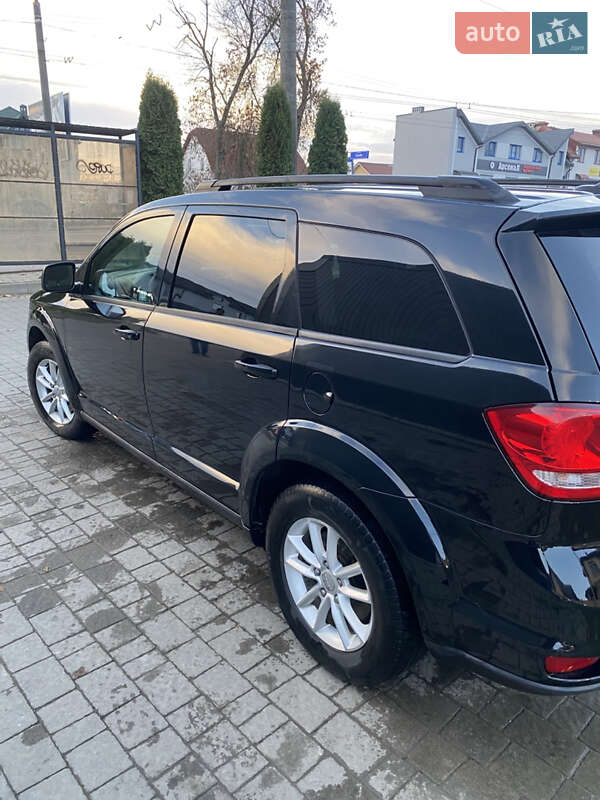 Позашляховик / Кросовер Dodge Journey 2014 в Івано-Франківську