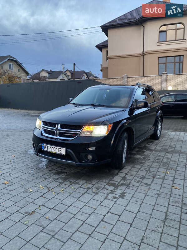 Позашляховик / Кросовер Dodge Journey 2014 в Івано-Франківську