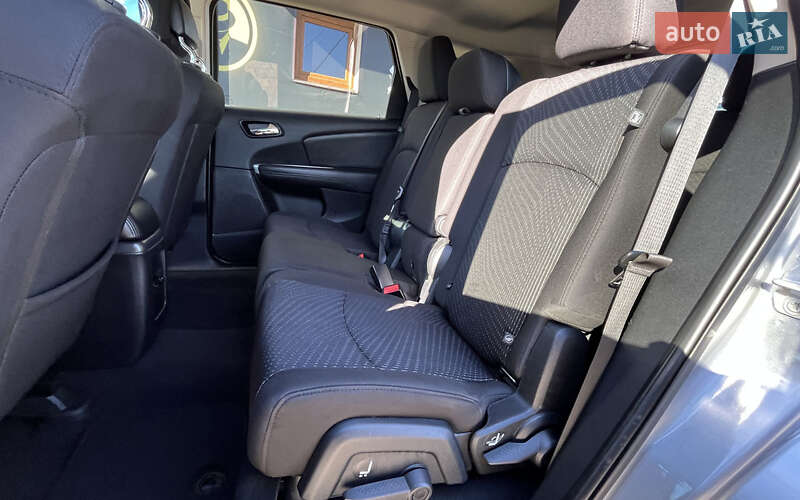 Позашляховик / Кросовер Dodge Journey 2018 в Стрию